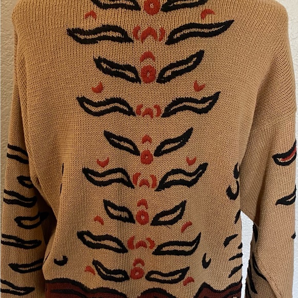 Sweater - Picture 7 of 7